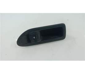 BOTONERA PUERTA TRASERA IZQUIERDA 8200016013 