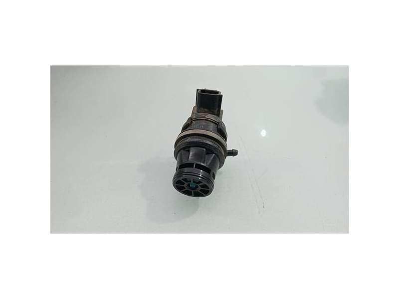 Recambio de bomba limpiaparabrisas para toyota land cruiser (j15)(2009) referencia OEM IAM 8533071010  