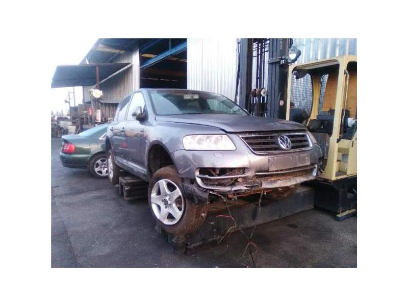VOLKSWAGEN TOUAREG (7LA)(2002)