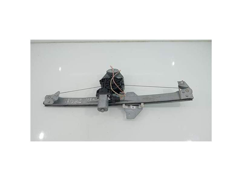 Recambio de elevalunas electrico delantero izquierdo para dacia lodgy (04.2012) referencia OEM IAM 128001472B  