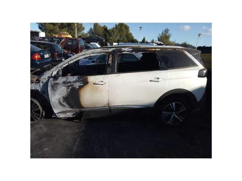 PEUGEOT 5008 (06.2017)