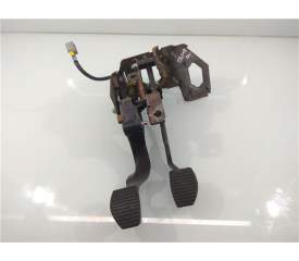 Recambio de pedal embrague para peugeot 2008 (03.2013) 1.2 style [1,2 ltr. - 60 kw 12v e-vti / puretech] referencia OEM IAM   
