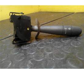 MANDO LIMPIAPARABRISAS 8200878348 