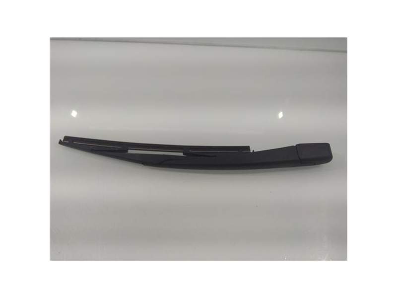 Recambio de brazo limpiaparabrisas trasero para hyundai i30 2.0 crdi cat (140 cv / 103 kw) referencia OEM IAM   