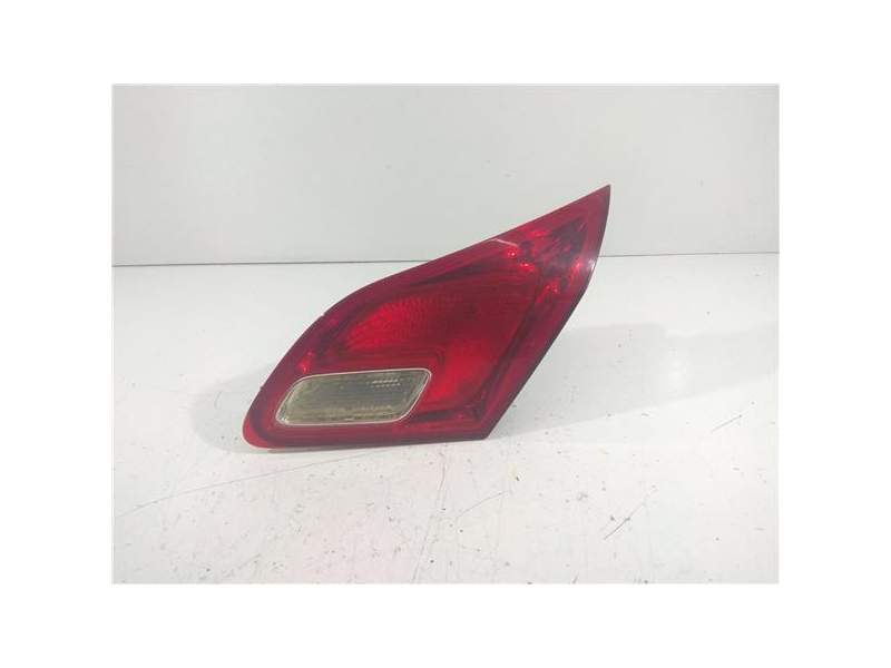 Recambio de piloto trasero derecho para opel astra j sedán (06.2012) referencia OEM IAM   
