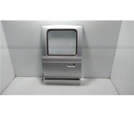 PUERTA TRASERA IZQUIERDA 
