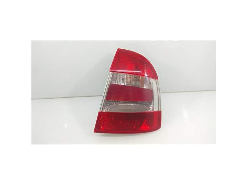 Recambio de piloto trasero derecho para skoda superb (3u4) 1.9 tdi (116 cv / 85 kw) (116 cv / 85 kw) referencia OEM IAM 3U594511