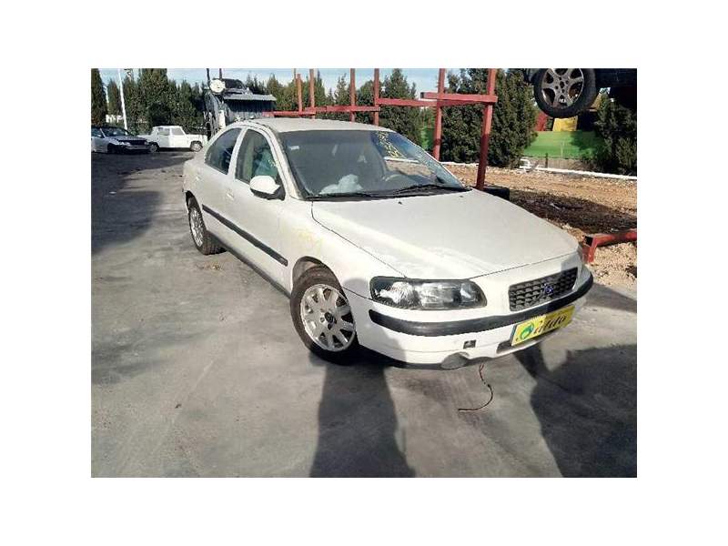 VOLVO S60 BERLINA (2000)