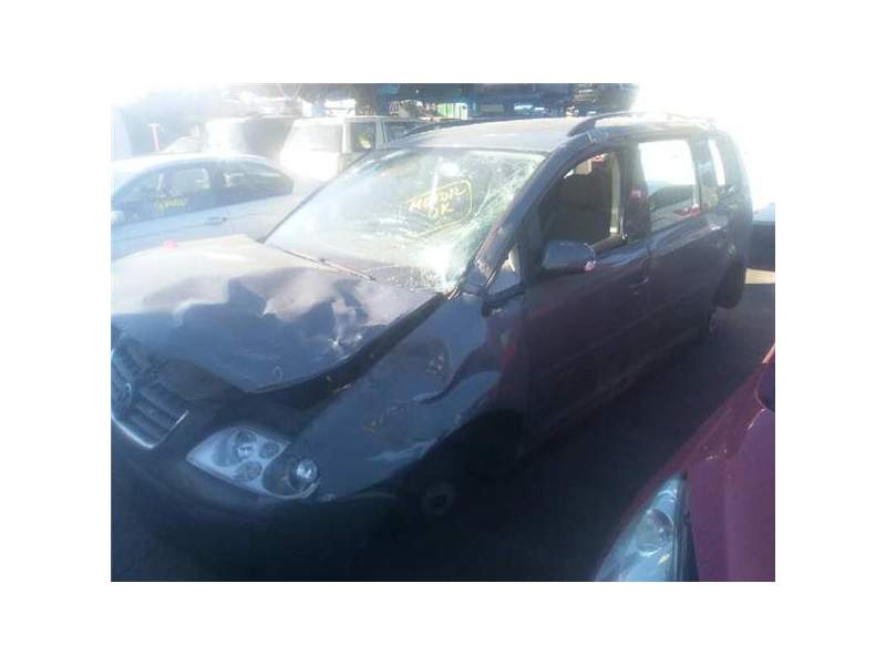 VOLKSWAGEN TOURAN (1T1)