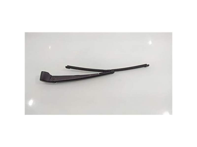 Recambio de brazo limpiaparabrisas trasero para mercedes-benz clase gla (w156) 2.1 cc referencia OEM IAM A1568200044  