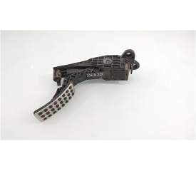 PEDAL ACELERADOR A1643000104 
