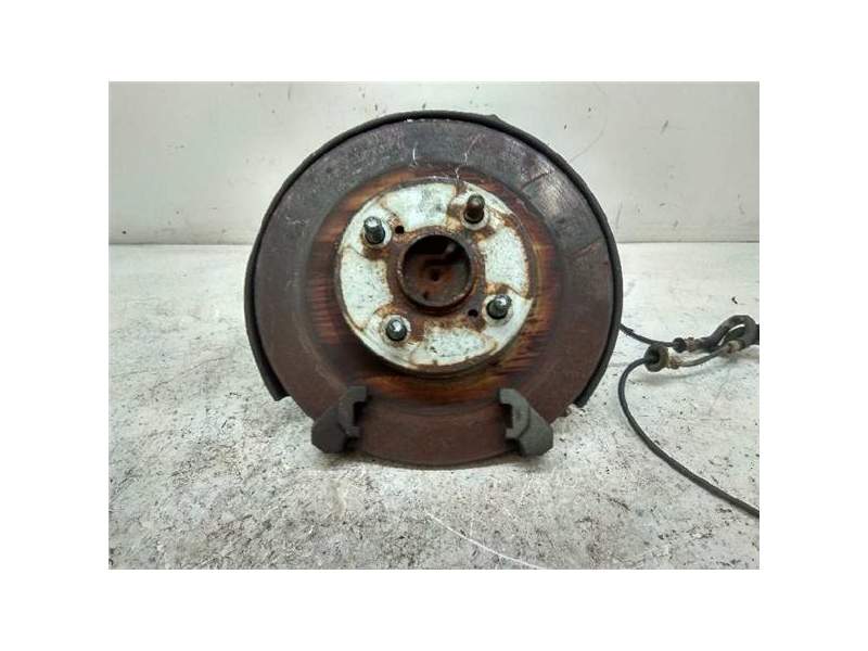Recambio de mangueta trasera derecha para toyota corolla (e12)(2002) referencia OEM IAM   