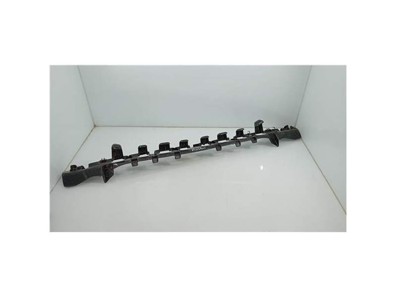 Recambio de soporte central paragolpes trasero para ford mustang mach-e (2020) referencia OEM IAM LJ8B17B861AD  