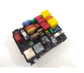 CAJA RELES 9804846880 A006C801L3D5 BFRM2010 