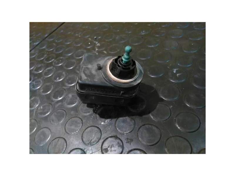 Recambio de regulador altura faro para renault laguna ii (bg0)(2001) referencia OEM IAM 87700840141  
