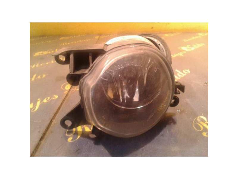 Recambio de faro antiniebla derecho para audi a4 avant (8e)(12.2001) referencia OEM IAM   