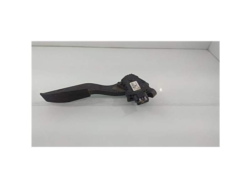 Recambio de pedal acelerador para opel meriva b (03.2010) 1.7 cosmo [1,7 ltr. - 81 kw 16v cdti] referencia OEM IAM 13362749  