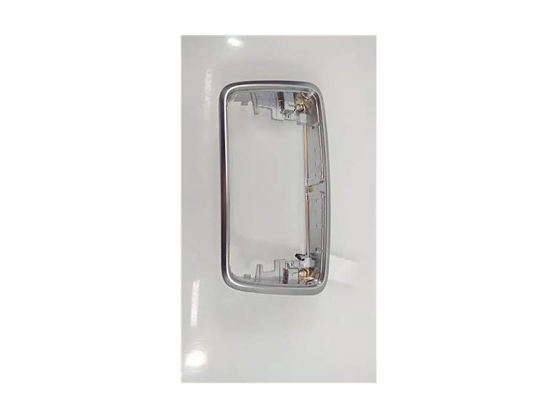 Recambio de embellecedor para mercedes-benz clase gla (w156) 2.1 cc referencia OEM IAM A1766890018  