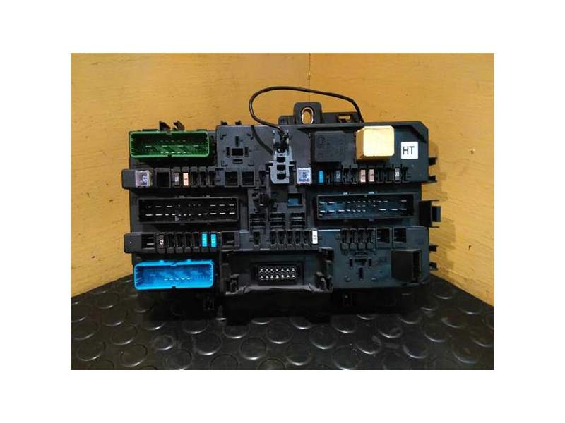 Recambio de caja reles para opel astra h ber. 1.7 16v cdti (101 cv / 74 kw) referencia OEM IAM 13222173  