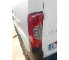 PILOTO TRASERO IZQUIERDO 01353206080E 