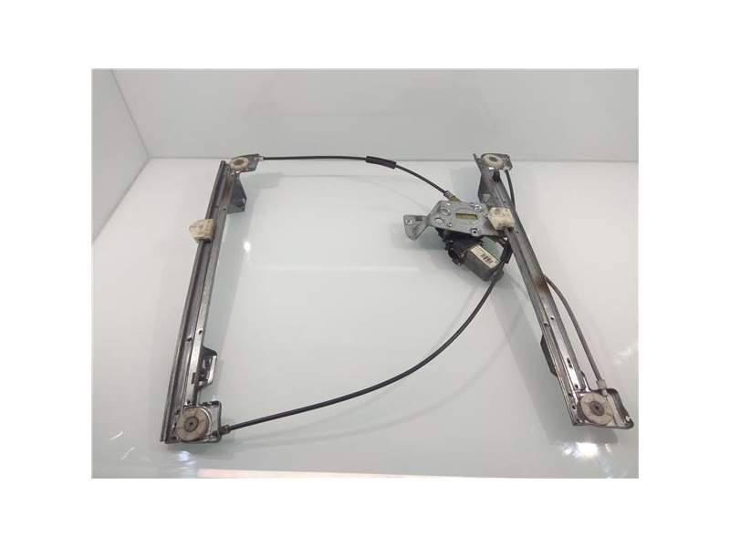Recambio de elevalunas electrico delantero derecho para renault kangoo ii (f/kw0)(2008) referencia OEM IAM 402086A  