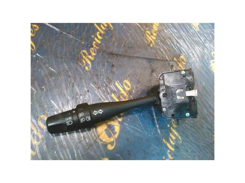 Recambio de mando de luces para nissan almera tino (v10m) 2.2 16v turbodiesel cat (114 cv / 84 kw) (114 cv / 84 kw) referencia O