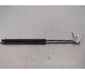Recambio de amortiguador porton para nissan almera tino (v10m) 2.2 16v turbodiesel cat (114 cv / 84 kw) (114 cv / 84 kw) referen