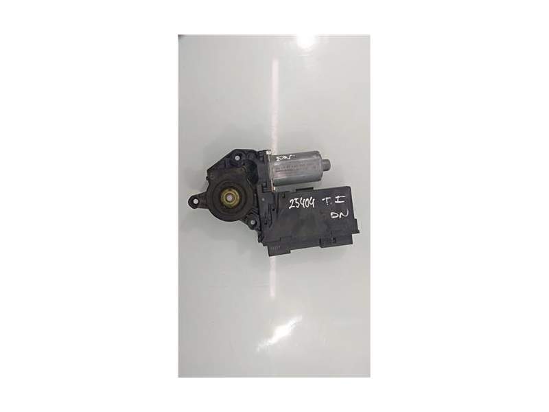 Recambio de motor elevalunas trasero izquierdo para audi a4 avant (8e) 2.5 v6 24v tdi (163 cv / 120 kw) (163 cv / 120 kw) refere
