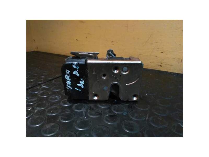 Recambio de cerradura puerta delantera derecha para citroën xsara berlina 1.9 turbodiesel (90 cv / 66 kw) (90 cv / 66 kw) refere