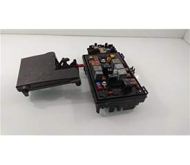 CAJA RELES 13302310 