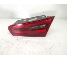 PILOTO TRASERO DERECHO 8V3945094B 