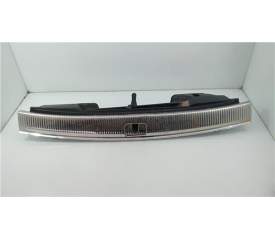 MOLDURA PUERTA DELANTERA DERECHA 8R0864513C 