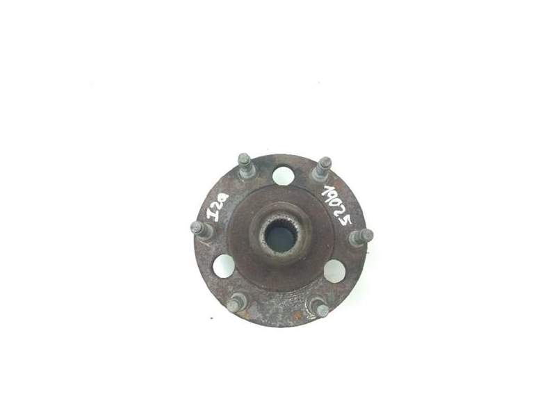 Recambio de buje trasero para ssangyong rexton 2.7 turbodiesel cat (163 cv / 120 kw) referencia OEM IAM   