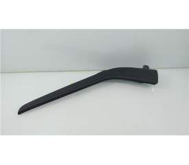 MOLDURA PUERTA DELANTERA DERECHA 30136737 