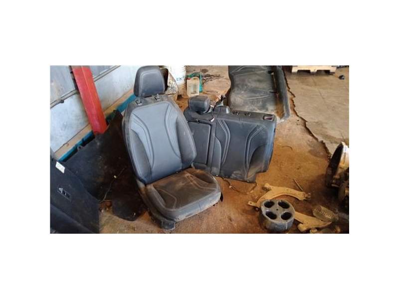 Recambio de juego asientos para ford mustang mach-e (2020) referencia OEM IAM   