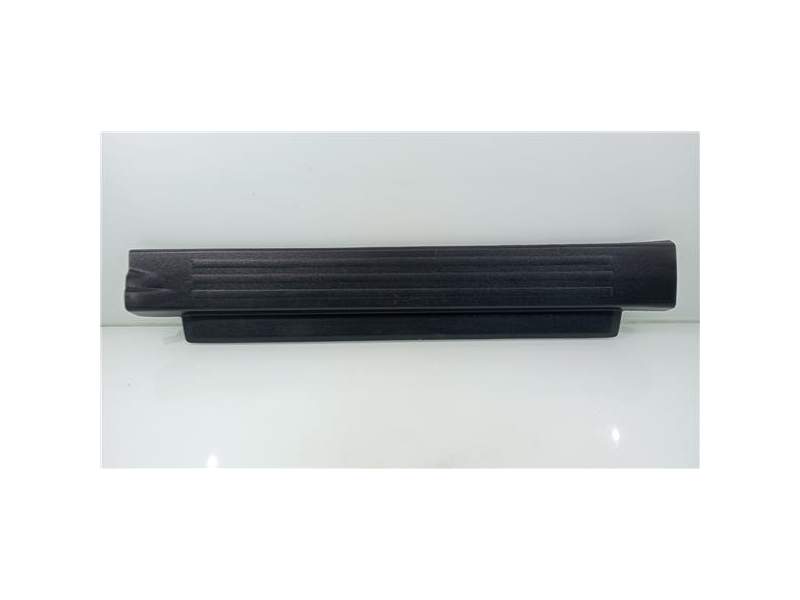 Recambio de moldura puerta delantera derecha para toyota land cruiser (j15)(2009) referencia OEM IAM 6791035010  
