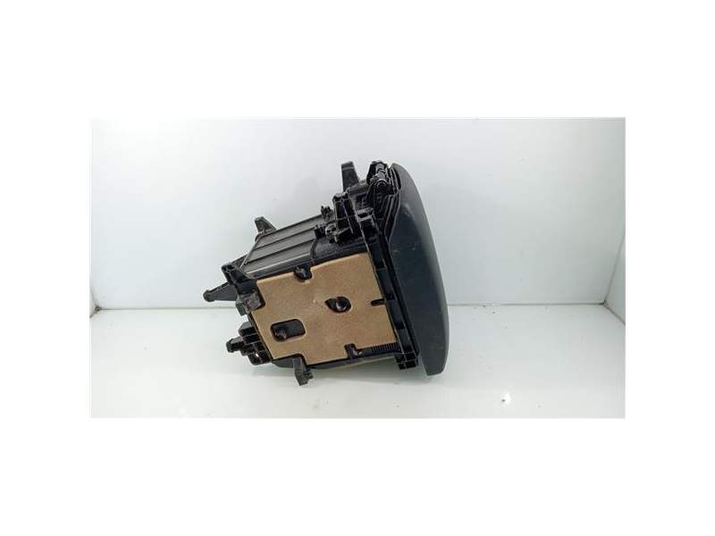 Recambio de portaobjetos reposabrazos para toyota land cruiser (j15)(2009) referencia OEM IAM 5881160240  