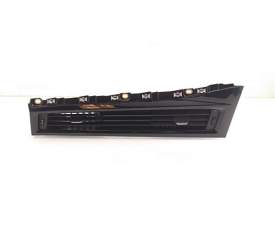 REJILLA ENTRADA DE AIRE 82B820951C 