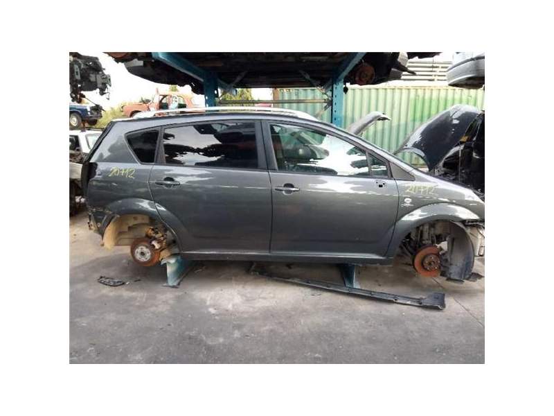TOYOTA COROLLA VERSO (R1)