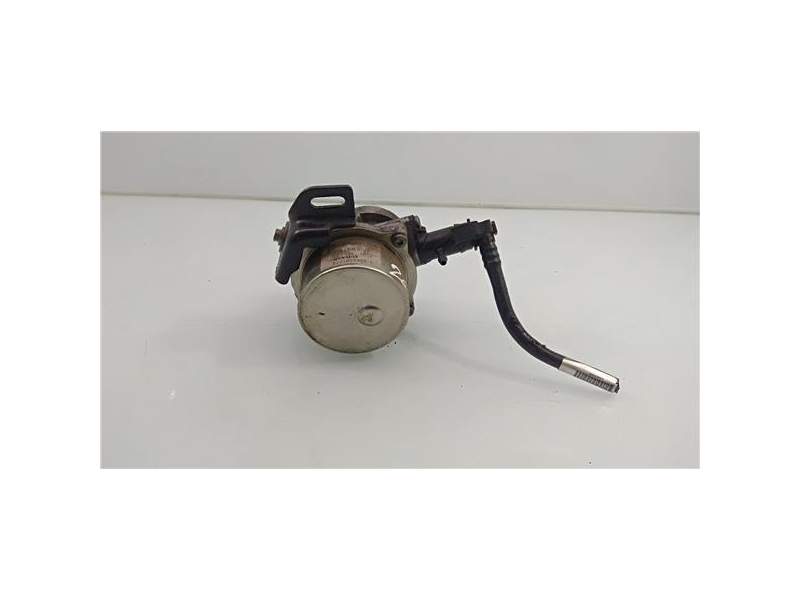 Recambio de bomba vacio para renault clio iv 1.5 dci diesel fap (75 cv / 55 kw) (75 cv / 55 kw) referencia OEM IAM 8201005306B  