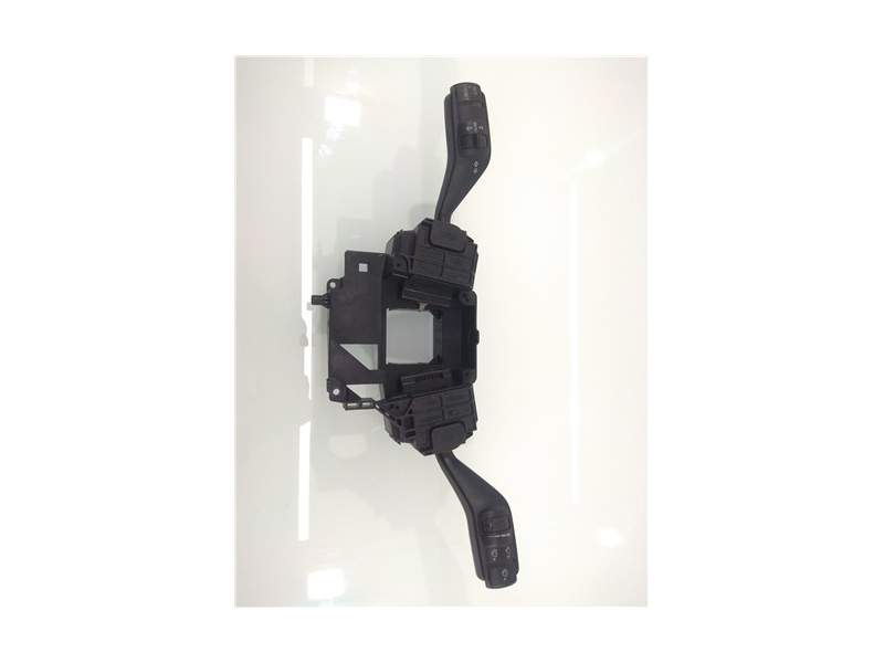Recambio de mando de luces para ford transit connect (tc7)(2002) referencia OEM IAM 9T1T13N064  
