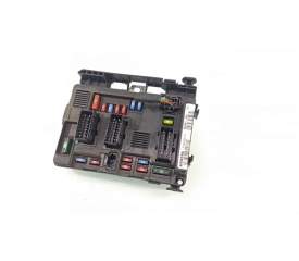 CAJA RELES 9650618480 