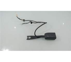 Recambio de anclaje cinturon delantero derecho para toyota land cruiser (j15)(2009) referencia OEM IAM 1067877  