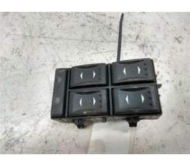 Recambio de mando elevalunas delantero izquierdo para ford mondeo berlina (ge) 2.0 tdci (90 cv / 66 kw) referencia OEM IAM   