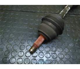 Recambio de transmision delantera izquierda para toyota yaris (ncp1/nlp1/scp1) 1.3 16v cat (86 cv / 63 kw) (86 cv / 63 kw) refer