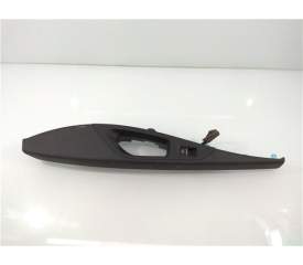 BOTONERA PUERTA TRASERA IZQUIERDA 5N1837016E 