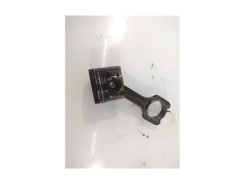 Recambio de piston para hyundai i40 1.7 crdi cat (136 cv / 100 kw) referencia OEM IAM   