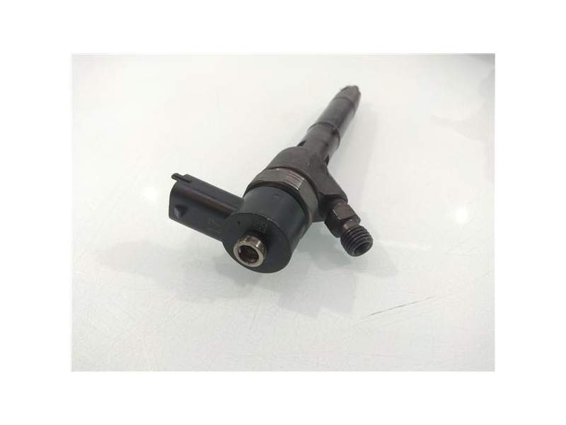Recambio de inyector para hyundai i40 1.7 crdi cat (136 cv / 100 kw) referencia OEM IAM 338002A800 0445110411 