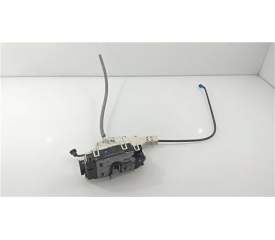 CERRADURA PUERTA DELANTERA DERECHA A9067200135 