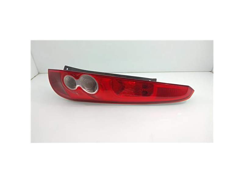 Recambio de piloto trasero derecho para ford fiesta (cbk)(2002) referencia OEM IAM   